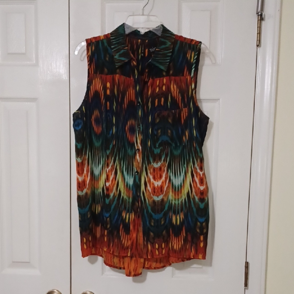 New Directions Colorful Sleeveless Blouse